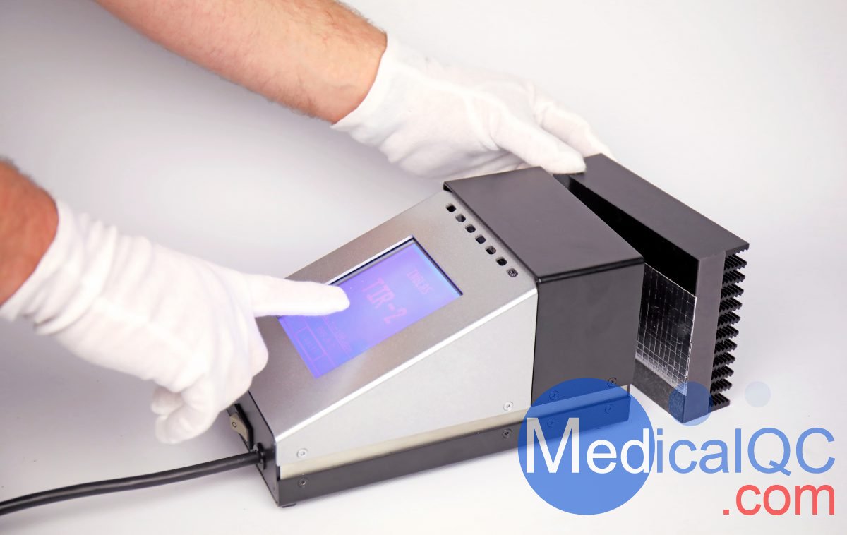 TIR100-2紅外熱發(fā)射率測定儀，TIR100-2熱輻射率儀